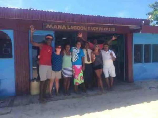 Mana Lagoon Backpackers Kültér fotó